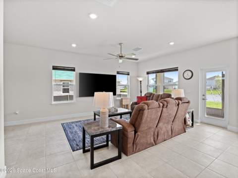 1217 Soleway Avenue, Palm Bay FL - photo 10 of 39