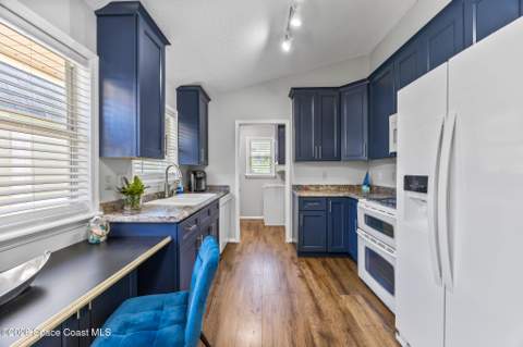 99 Estrella Road, Melbourne Beach FL - photo 19 of 60