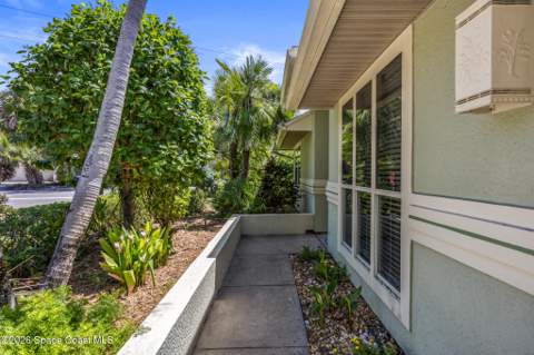 99 Estrella Road, Melbourne Beach FL - photo 11 of 60