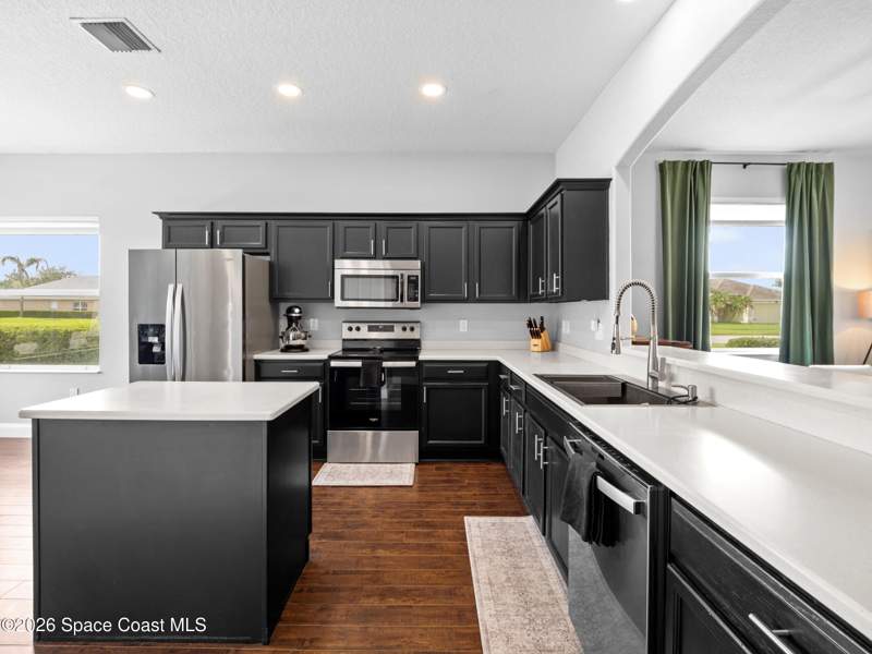 3 bedroom Single Family Residence at 1401 Bridgeport Circle, Phillips Landing, Rockledge — photo 3