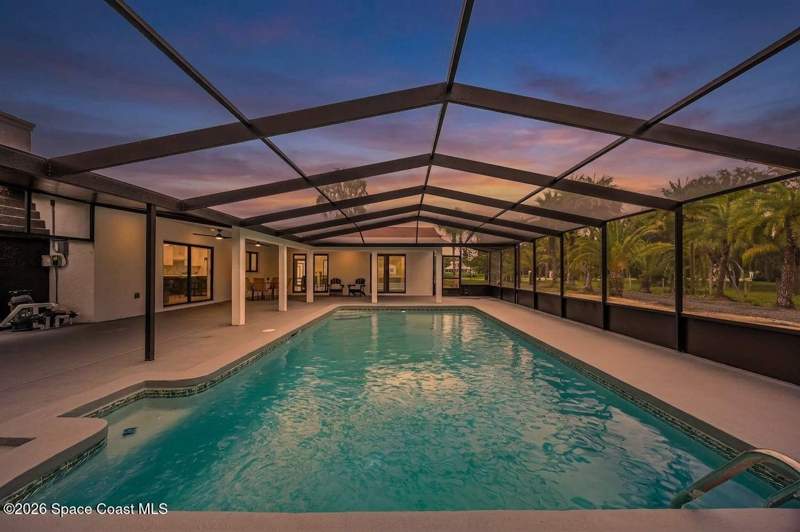 4 bedroom Single Family Residence at 305 W Crisafulli Road, Merritt Island, Merritt Island — photo 3
