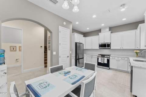 2564 Addison Drive, Melbourne FL - photo 16 of 60