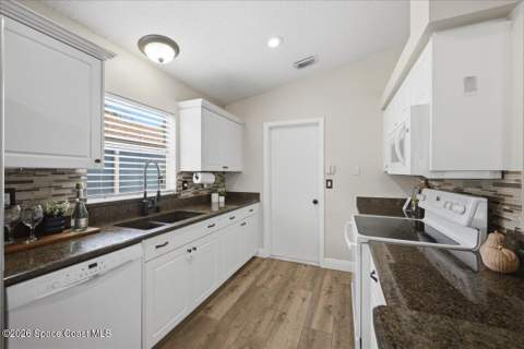 3017 Sebastian Lane, Melbourne FL - photo 10 of 26