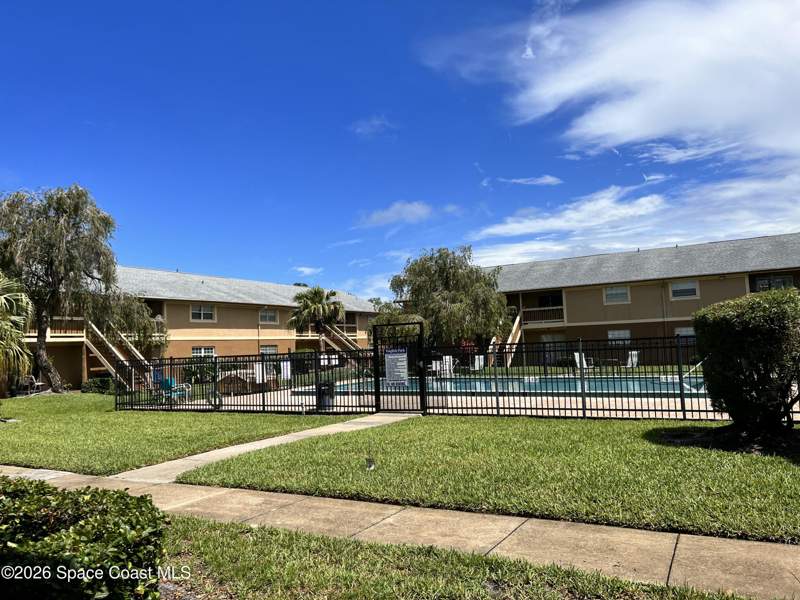 2 bedroom Condominium at 126 Preston Lane #126, English Park Condo, Melbourne — photo 4