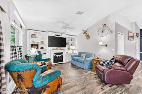 199 Greenbrier Avenue, Palm Bay FL - photo 19 of 50