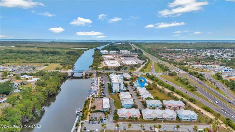 3 bedroom Townhouse at 211 Ivory Coral Lane #104, Cape Crossing, Merritt Island — photo 4