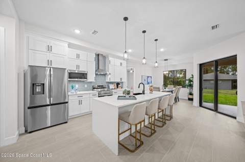 1749 Hayworth Circle, Palm Bay FL - photo 9 of 42