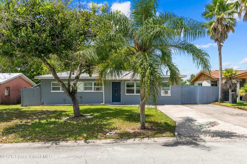 4 bedroom Single Family Residence at 930 Alford Street, Southern Comfort Ests Sec 1, Titusville — photo 1
