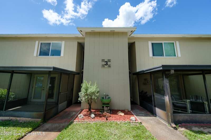 1 bedroom Condominium at 4304 London Town Road #B109, Nottingham Manor Condo, Titusville — photo 1