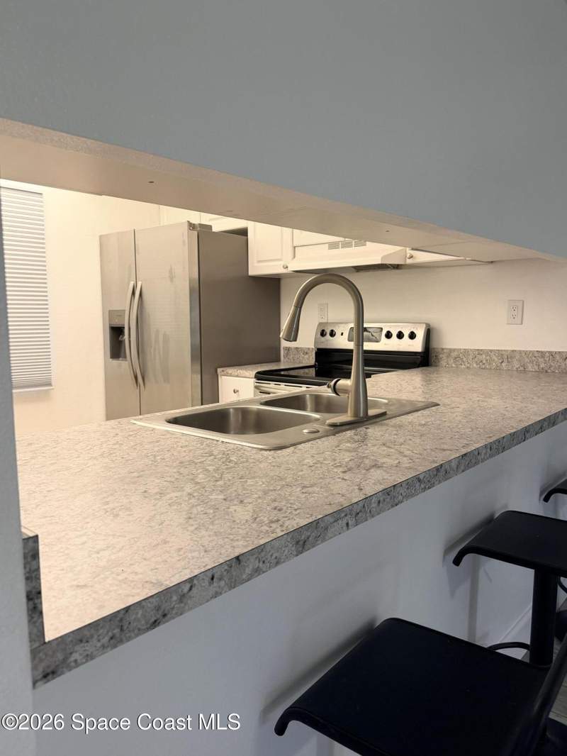 2 bedroom Condominium at 2727 N Wickham Road #103-5, Sun N Green Condo 1, Melbourne — photo 4