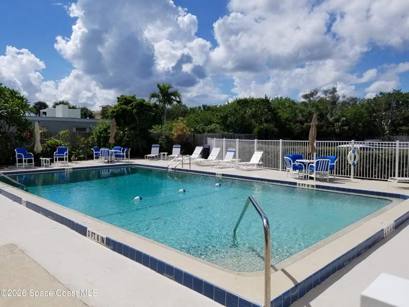 2 bedroom Condominium at 2150 N Highway A1a #107, Oceanview Condo, Melbourne — photo 3