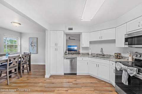 4890 Lake Waterford Way #1-212, West Melbourne FL - photo 19 of 48