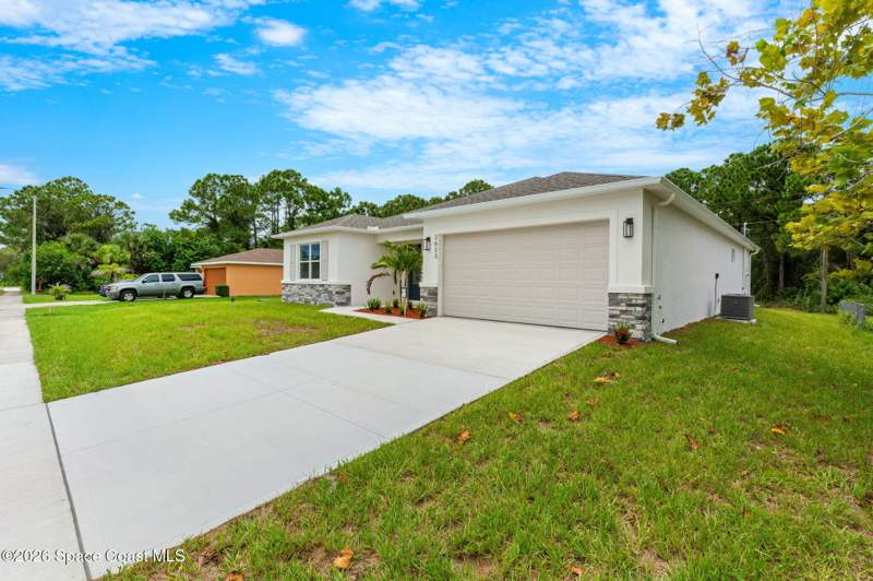 3 bedroom Single Family Residence at 354 Nogales Avenue, Port Malabar Unit 29, Palm Bay — photo 3