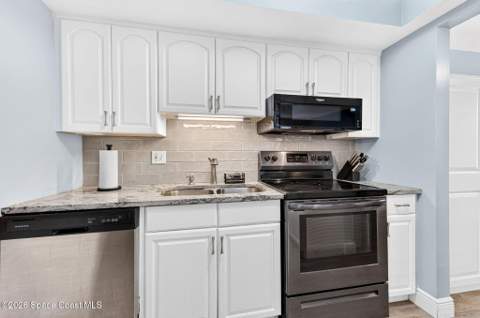 1011 S Miramar Avenue #Unt1, Indialantic FL - photo 13 of 25