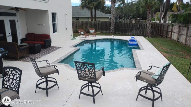 5 bedroom Single Family Residence at 1140 Dusk View Drive, Sunset Ridge Estates, Merritt Island — photo 3