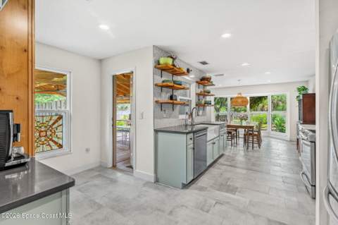 530 Hidden Creek Drive, Merritt Island FL - photo 15 of 109
