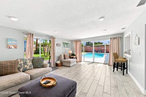 110 W Pasco Lane, Cocoa Beach FL - photo 9 of 33