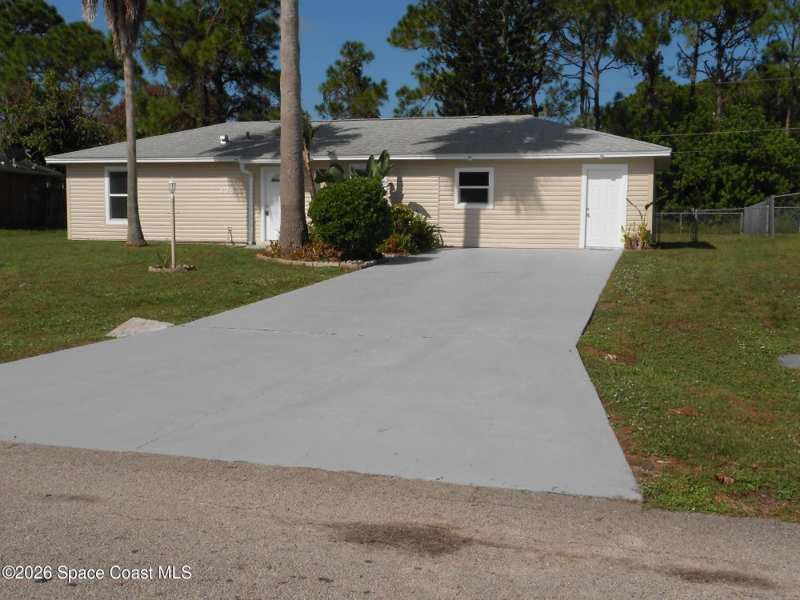 2 bedroom Single Family Residence at 308 Vin Rose Circle, Port Malabar Unit 50, Palm Bay — photo 1