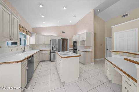 1085 Old Parsonage Drive, Merritt Island FL - photo 15 of 39