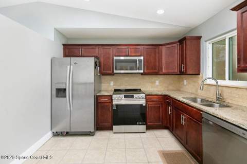 1099 Albion Street, Palm Bay FL - photo 7 of 28