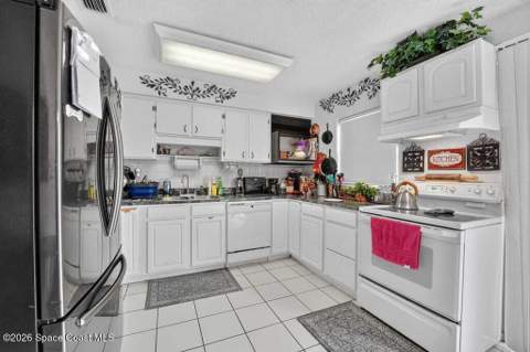 1637 Muldrew Avenue, Melbourne FL - photo 10 of 30