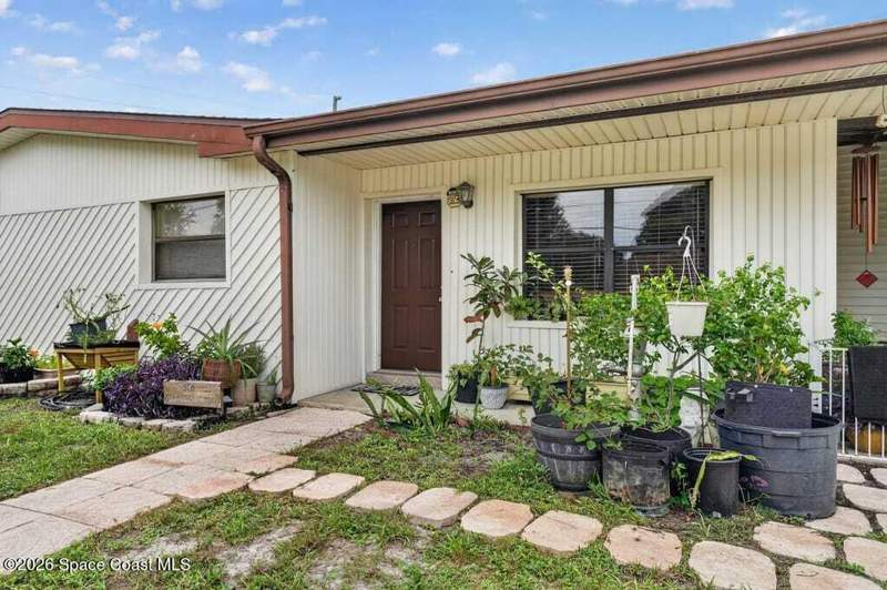 4 bedroom Single Family Residence at 1637 Muldrew Avenue, Bowe Gardens Sec C 1, Melbourne — photo 5