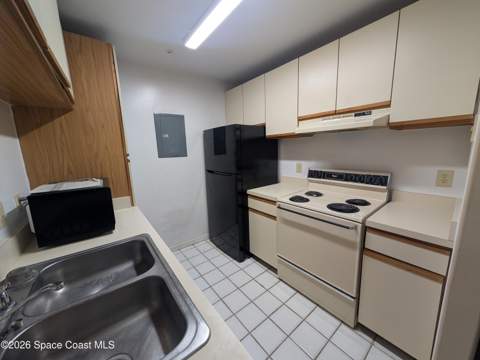 7667 N Wickham Road #711, Melbourne FL - photo 10 of 21