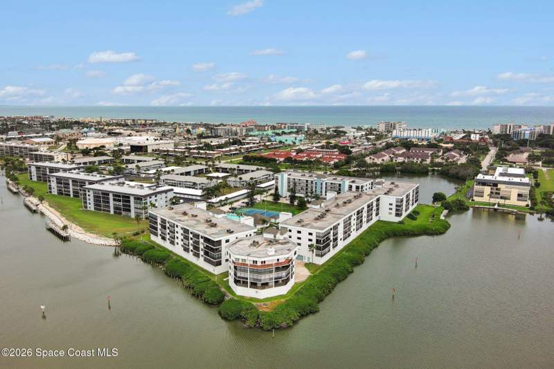 3 bedroom Condominium at 3613 S Banana River Boulevard #D401, Rock Pointe Condo Ph III, Cocoa Beach — photo 5