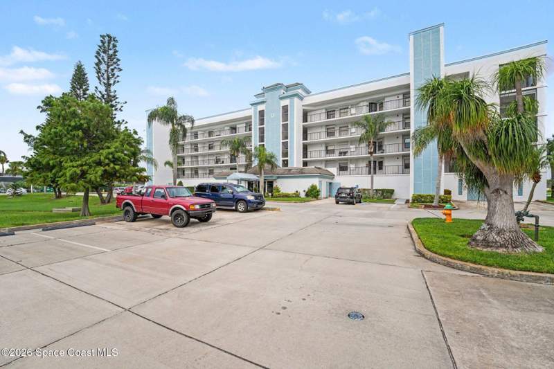 3 bedroom Condominium at 3613 S Banana River Boulevard #D401, Rock Pointe Condo Ph III, Cocoa Beach — photo 4