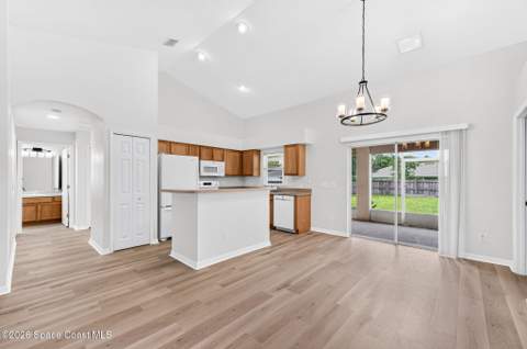 187 Mayfair Street, Palm Bay FL - photo 16 of 37