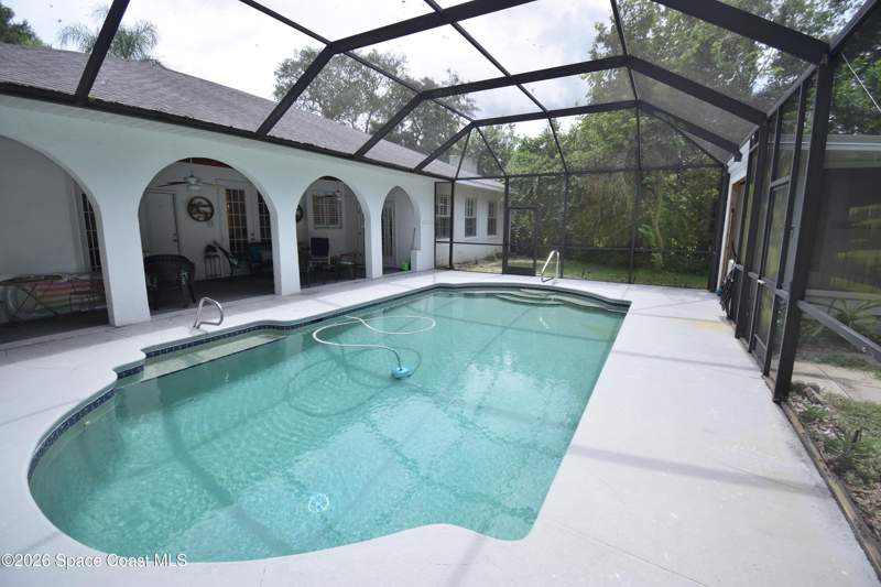 4 bedroom Single Family Residence at 2581 Toups Trail, Cathedral Estates, Titusville — photo 2