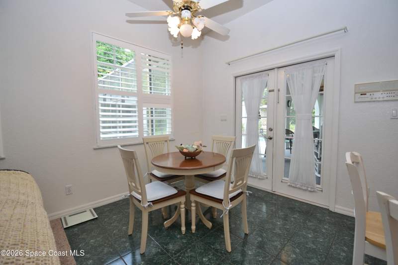 4 bedroom Single Family Residence at 2581 Toups Trail, Cathedral Estates, Titusville — photo 5