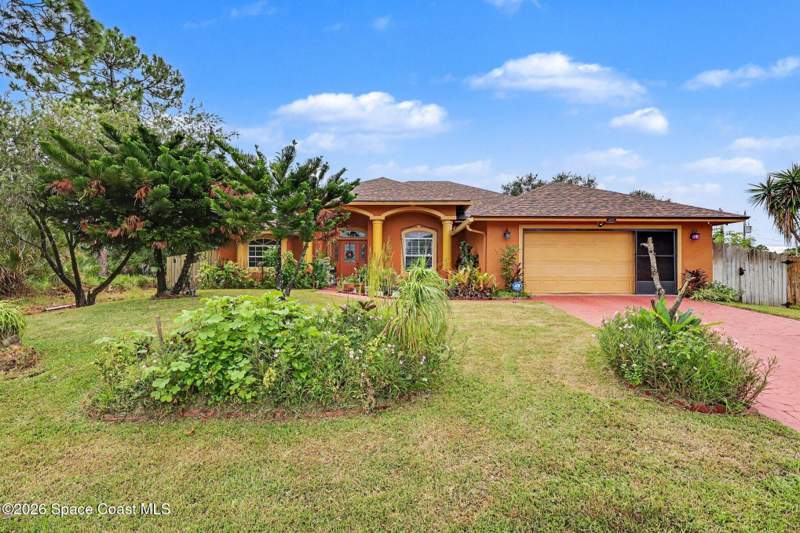 3 bedroom Single Family Residence at 882 Palo Alto Street, Port Malabar Unit 24, Palm Bay — photo 4