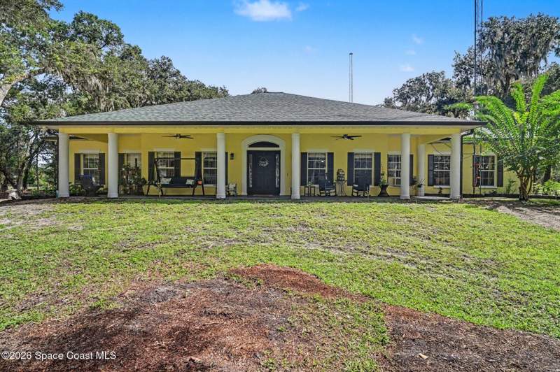 4 bedroom Single Family Residence at 4405 Brighton Boulevard, Indian River Park, Mims — photo 3