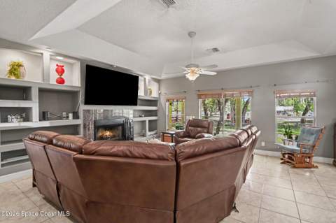 4405 Brighton Boulevard, Mims FL - photo 8 of 39