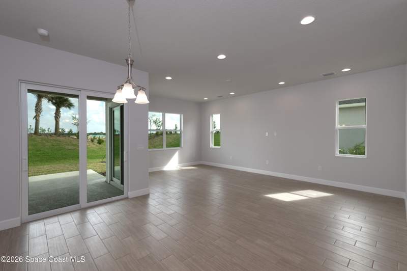 3 bedroom Townhouse at 3230 Galeras Drive, Pangea Park, Melbourne — photo 5