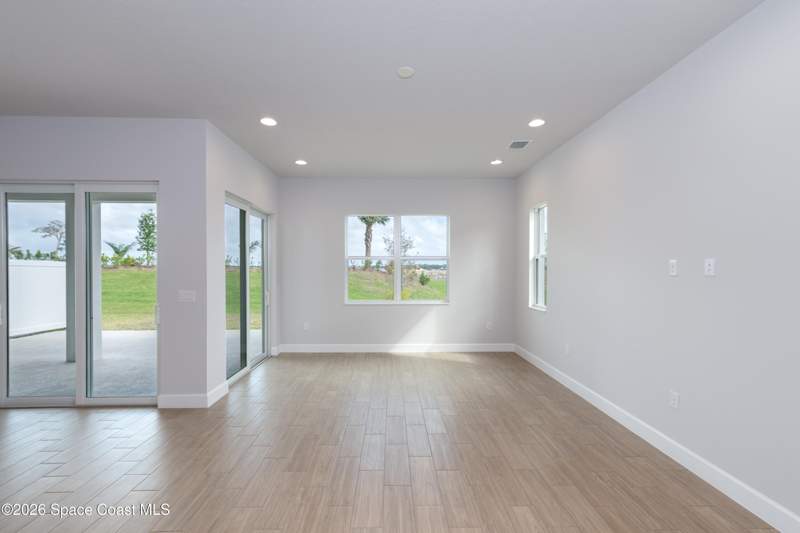 3 bedroom Townhouse at 3230 Galeras Drive, Pangea Park, Melbourne — photo 4