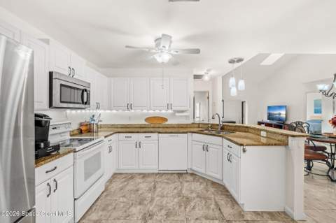 623 Manatee Drive, Satellite Beach FL - photo 12 of 43