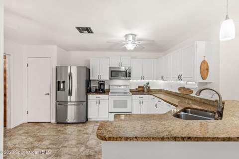 623 Manatee Drive, Satellite Beach FL - photo 13 of 43