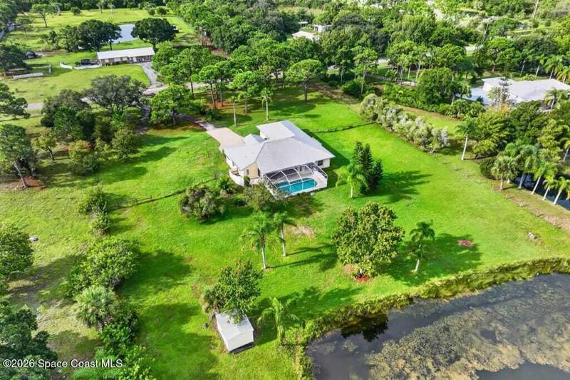 3 bedroom Single Family Residence at 4630 Sand Point Road, Brabrooks Indian River Subd, Grant — photo 5