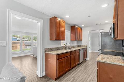 422 3rd Avenue, Melbourne Beach FL - photo 17 of 69