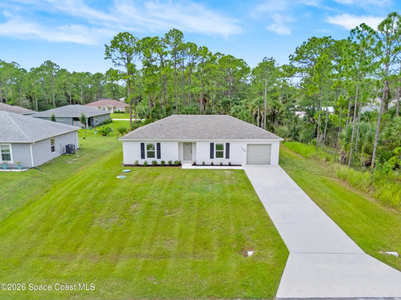 2 bedroom Single Family Residence at 1094 Harlingen Road, Port Malabar Unit 32, Palm Bay — photo 1