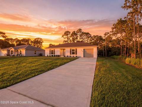 1094 Harlingen Road, Palm Bay FL - photo 12 of 51