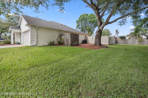 2470 Forest Run Drive, Melbourne FL - photo 6 of 46