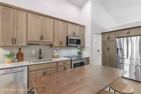 2470 Forest Run Drive, Melbourne FL - photo 15 of 46