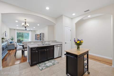 5657 Tamarac Drive, Melbourne FL - photo 12 of 63