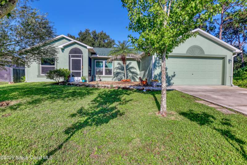 3 bedroom Single Family Residence at 1350 Vander Avenue, Palm Bay, Palm Bay — photo 2