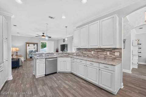 228 Abernathy Circle, Palm Bay FL - photo 15 of 58