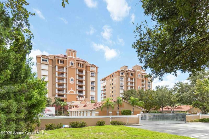 3 bedroom Condominium at 3205 S Washington Avenue #601b, Somerset Riverfront Condominium, Titusville — photo 3