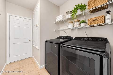 2490 Snapdragon Drive, Palm Bay FL - photo 24 of 47
